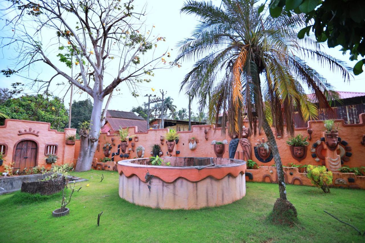 Clay House Hotell Thrissur Eksteriør bilde