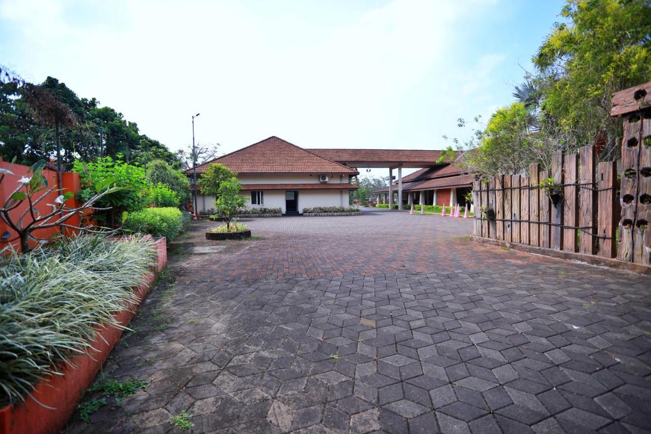 Clay House Hotell Thrissur Eksteriør bilde