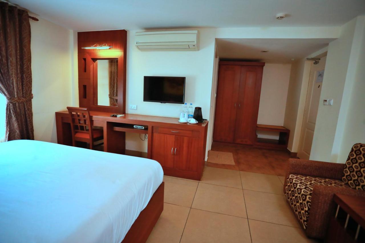 Clay House Hotell Thrissur Eksteriør bilde